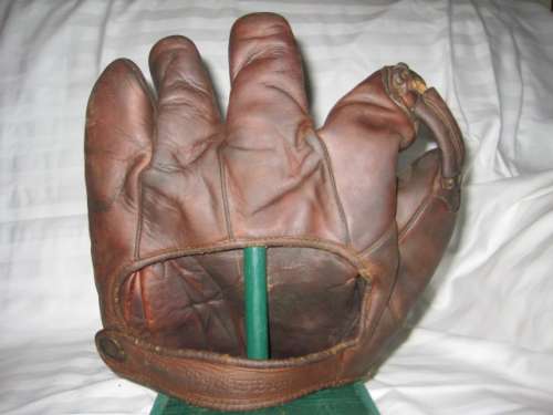 Rogers Hornsby Wilson 648L Back